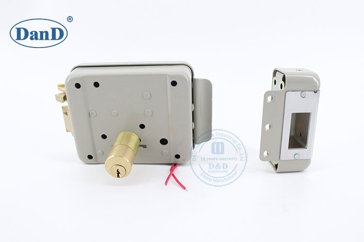 serrures de bord de porte