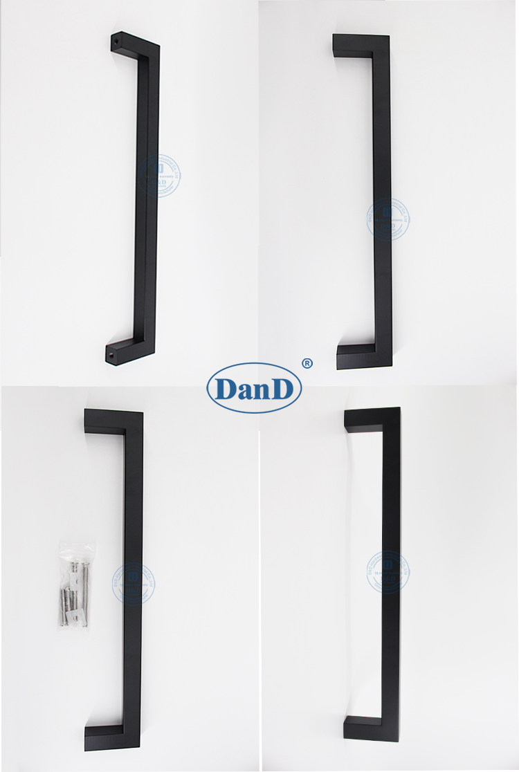 Poign&eacute;e de traction noire