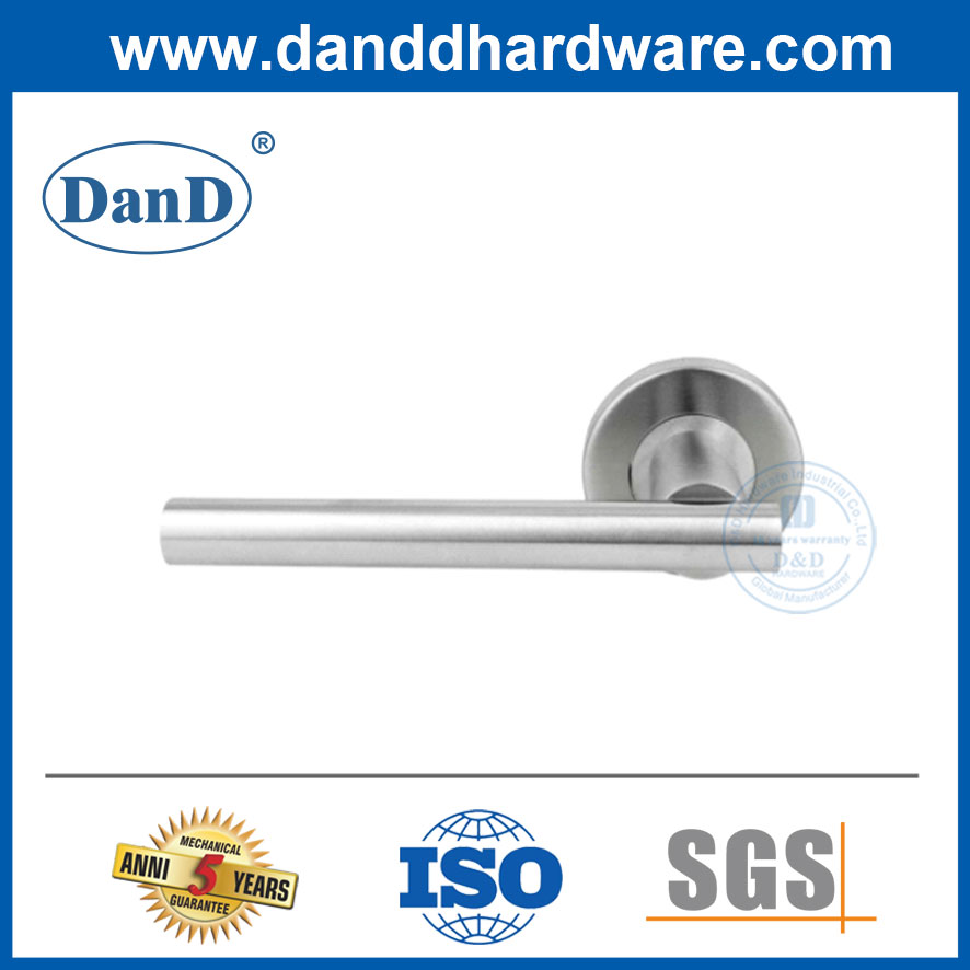 Poignées de porte en bois extérieures modernes