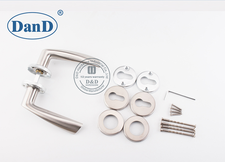 Hardware de la poign&eacute;e droite de la porte droitier